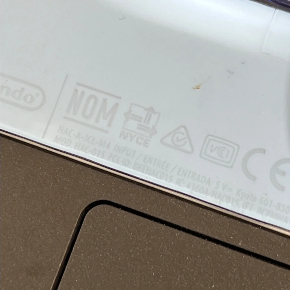 Nintendo Switch OLED 7